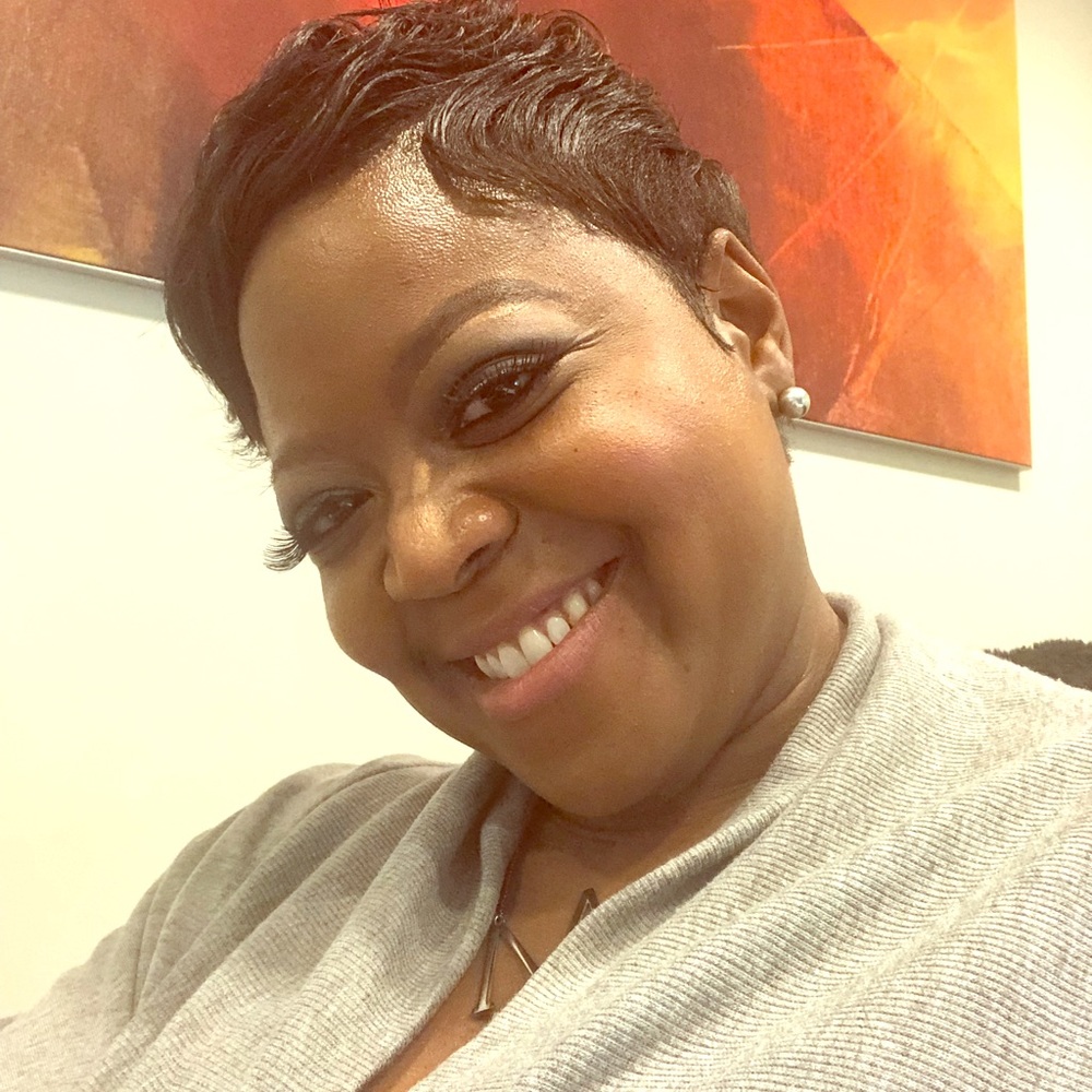 Meet your Posher, Monique